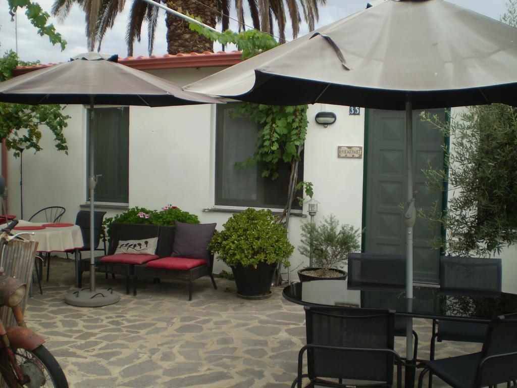 Il Giardino Di Emilio Bed & Breakfast Marrubiu Room photo